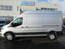 Ford Transit 350 EcoBlue Limited 170 BHP RWD HIGH SPEC WITH TWIN SIDE DOORS SAT NAV CAM 2.0 5dr Panel Van Manual - U11413