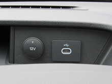 Ford Transit 350 L4 Diesel RWD 2.0 170PS Heavey Duty Limited Van - U11427