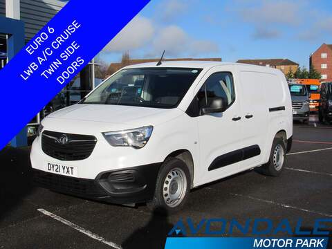 Vauxhall Combo CDTi 3500 BiTurbo MESSING UNIT WELFARE VAN MOBILE WORKSHOP MWB VAN EURO 6 2.3 5dr Panel Van Manual Diesel