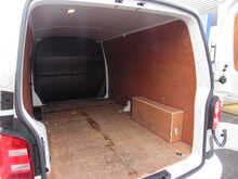 Volkswagen Transporter TDI T28 Trendline Euro 6 LWB Van with AC SAT NAV ideal Camper day van 2.0 5dr Panel Van Manual - U11445