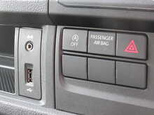 Volkswagen Transporter TDI T28 Trendline Euro 6 LWB Van with AC SAT NAV ideal Camper day van 2.0 5dr Panel Van Manual - U11445