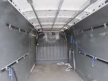 Renault Master dCi ENERGY 35 Business 150 bhp LWB EURO 6 VAN WITH REAR RAMP CAMERA AND SAT NAV 2.3 2dr Panel Van - U11446