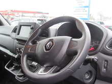 Renault Master dCi ENERGY 35 Business 150 bhp LWB EURO 6 VAN WITH REAR RAMP CAMERA AND SAT NAV 2.3 2dr Panel Van - U11446