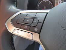 Volkswagen Transporter 2.0 TDI T28 Highline Panel Van 5dr Diesel Manual FWD SWB Euro 6 (s/s) (110 ps) - U11458