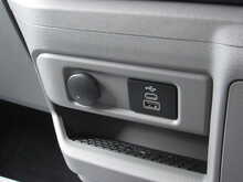 Ford Transit Custom 320 EcoBlue Limited L2 LWB 170 BHP 6 SEAT KOMBI DOUBLE CAB SAT NAV R-CAMERA 2.0 5dr Combi Van - U11499
