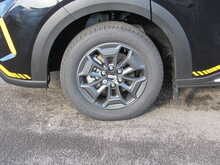 Ford Transit Custom 320 EcoBlue Trail 150 BHP  L2 LWB BLACK EURO 6 150 BHP 2.0 5dr Panel Van Manual Diesel - U11512