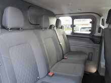 Ford Transit Custom 2.0 320 EcoBlue Limited Crew Van Double Cab 5dr Diesel Auto L2 H1 Euro 6 (s/s) (170 ps) - U11530