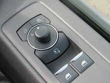 Ford Transit Custom 2.0 320 EcoBlue Limited Crew Van Double Cab 5dr Diesel Auto L2 H1 Euro 6 (s/s) (170 ps) - U11530