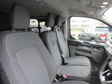 Ford Transit Custom 320 EcoBlue Limited 6 SEATS AUTOMATIC L2 LWB KOMBI VAN HIGH SPEC 2.0 5dr Combi Van Automatic Diesel - U11536