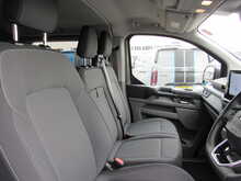 Ford Transit Custom 320 EcoBlue Limited 170 BHP 6 SEATS AUTOMATIC KOMBI VAN 2.0 5dr Combi Van Automatic Diesel - U11553