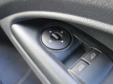 Ford Transit Connect 1.5 TDCi 220 Panel Van 5dr Diesel Manual L1 H1 (124 g/km, 99 bhp) - U11561