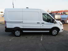 Ford Transit 350 EcoBlue Limited L2 H2 MWB 165 BHP VAN WITH TWIN SIDE DOORS NAV 2.0 5dr Panel Van Manual Diesel - U11564