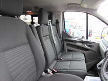 Ford Transit Custom 320 EcoBlue Limited 6 seats kombi dcb automatic sport predator styled 170 bhp 2.0 5dr Combi Van - U11590