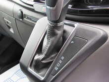 Ford Transit Custom 320 EcoBlue Limited 6 seats kombi dcb automatic sport predator styled 170 bhp 2.0 5dr Combi Van - U11590