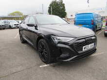 Audi Q8 e-tron Black Edition Quattro Family SUV 4x4 0.0 5dr SUV Automatic Electric - U11593