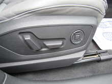 Audi Q8 e-tron Black Edition Quattro Family SUV 4x4 0.0 5dr SUV Automatic Electric - U11593