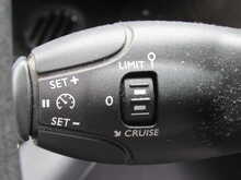 Peugeot Partner Partner 850 LWB 5 SEATS  Professional Premium Crew Van - U11598