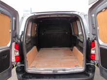 Peugeot Partner BlueHDi 1000 Professional Premium + Euro 6 Van 3 seats 1.5 5dr Panel Van Manual Diesel - U11603