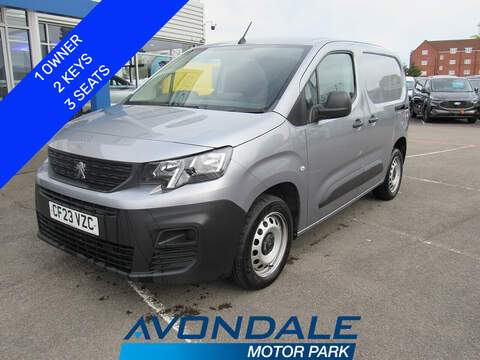 Peugeot Partner Partner 850 LWB 5 SEATS  Professional Premium Crew Van 1.5 Kombi Van Manual Diesel