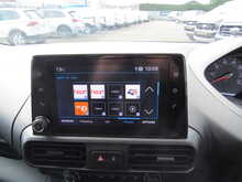 Peugeot Partner BlueHDi 950 Professional Premium + l2 lwb euro 6 white van 1.5 6dr Panel Van Manual Diesel - U11604