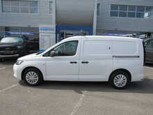 Volkswagen Caddy Maxi 2.0 TDI C20 Commerce Plus Panel Van 6dr Diesel Manual LWB Euro 6 (s/s) (102 ps) - U11619