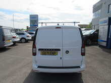 Volkswagen Caddy Maxi 2.0 TDI C20 Commerce Plus Panel Van 6dr Diesel Manual LWB Euro 6 (s/s) (102 ps) - U11619
