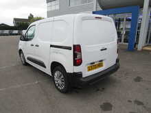 Peugeot Partner 1.2 1000 PureTech Professional Standard Panel Van 5dr Petrol Manual SWB Euro 6 (s/s) (110 ps) - U11624