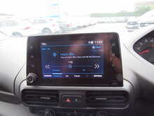 Peugeot Partner 1.2 1000 PureTech Professional Standard Panel Van 5dr Petrol Manual SWB Euro 6 (s/s) (110 ps) - U11624