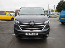 Renault Trafic 2.0 dCi Blue LL30 Extra Sport Crew Van Double Cab 6dr Diesel Auto L2 H1 Euro 6 (s/s) (170 ps) - U11627