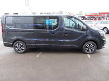 Renault Trafic 2.0 dCi Blue LL30 Extra Sport Crew Van Double Cab 6dr Diesel Auto L2 H1 Euro 6 (s/s) (170 ps) - U11627