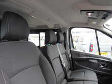 Renault Trafic 2.0 dCi Blue LL30 Extra Sport Crew Van Double Cab 6dr Diesel Auto L2 H1 Euro 6 (s/s) (170 ps) - U11627