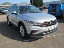 Volkswagen Tiguan 1.4 TSI 13kWh Life SUV 5dr Petrol Plug-in Hybrid DSG Euro 6 (s/s) (245 ps) - U11635