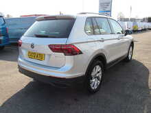 Volkswagen Tiguan 1.4 TSI 13kWh Life SUV 5dr Petrol Plug-in Hybrid DSG Euro 6 (s/s) (245 ps) - U11635
