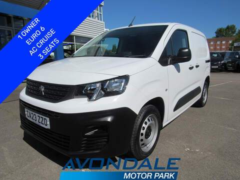 Peugeot Partner 1.2 1000 PureTech Professional Standard Panel Van 5dr Petrol Manual SWB Euro 6 (s/s) (110 ps)