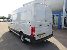 Volkswagen Crafter 2.0 TDI CR35 Commerce Plus Panel Van 5dr Diesel Manual FWD MWB High Roof Euro 6 (s/s) (140 ps) - U11641