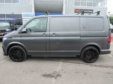 Volkswagen Transporter 2.0 TDI T28 Highline Panel Van 5dr Diesel Manual FWD SWB Euro 6 (s/s) (110 ps) - U11651