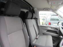 Volkswagen Transporter 2.0 TDI T28 Highline Panel Van 5dr Diesel Manual FWD SWB Euro 6 (s/s) (110 ps) - U11651