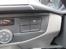 Volkswagen Transporter 2.0 TDI T28 Highline Panel Van 5dr Diesel Manual FWD SWB Euro 6 (s/s) (110 ps) - U11651