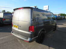 Volkswagen Transporter 2.0 TDI T28 Highline Panel Van 5dr Diesel Manual FWD SWB Euro 6 (s/s) (110 ps) - U11670