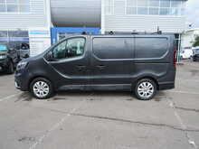 Renault Trafic 2.0 dCi Blue SL28 Sport Panel Van 5dr Diesel Manual L1 H1 Euro 6 (s/s) (130 ps) - U11671