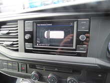 Volkswagen Transporter 2.0 TDI T28 Highline Panel Van 5dr Diesel Manual FWD SWB Euro 6 (s/s) (110 ps) - U11685