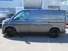 Volkswagen Transporter 2.0 TDI T28 Highline Panel Van 5dr Diesel Manual FWD SWB Euro 6 (s/s) (110 ps) - U11685