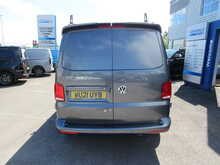 Volkswagen Transporter 2.0 TDI T28 Highline Panel Van 5dr Diesel Manual FWD SWB Euro 6 (s/s) (110 ps) - U11685