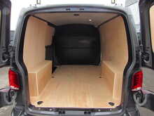 Volkswagen Transporter 2.0 TDI T28 Highline Panel Van 5dr Diesel Manual FWD SWB Euro 6 (s/s) (110 ps) - U11686