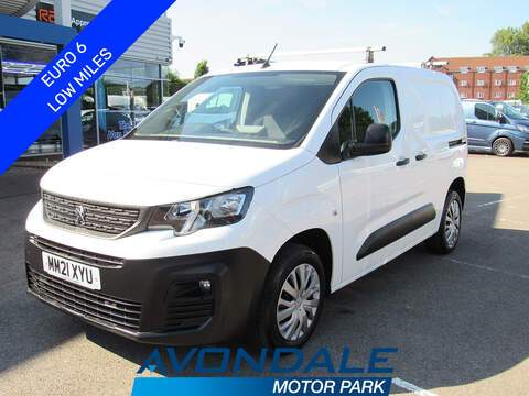 Peugeot Partner BlueHDi 950 Professional Premium + l2 lwb euro 6 white van 1.5 6dr Panel Van Manual Diesel