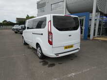 Ford Tourneo Custom 2.0 310 EcoBlue Titanium Minibus Double Cab 5dr Diesel Manual L2 Euro 6 (s/s) (130 ps) - U11730