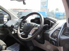 Ford Tourneo Custom 2.0 310 EcoBlue Titanium Minibus Double Cab 5dr Diesel Manual L2 Euro 6 (s/s) (130 ps) - U11730