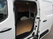 Peugeot Partner 1.5 BlueHDi 1000 Professional Standard Panel Van 5dr Diesel Manual SWB Euro 6 (100 bhp) - U11748