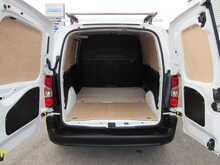 Peugeot Partner 1.5 BlueHDi 1000 Professional Standard Panel Van 5dr Diesel Manual SWB Euro 6 (100 bhp) - U11748