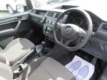 Volkswagen Caddy Maxi TDI C20 BlueMotion Tech British Gas Van with twin side doors and air con euro 6 2.0 6dr Panel Van - U11773